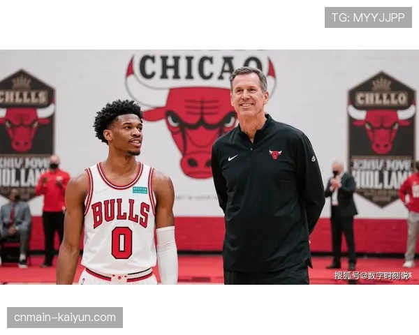 多诺万公牛进攻端停滞问题 缺乏有效挡拆配合得分效率低